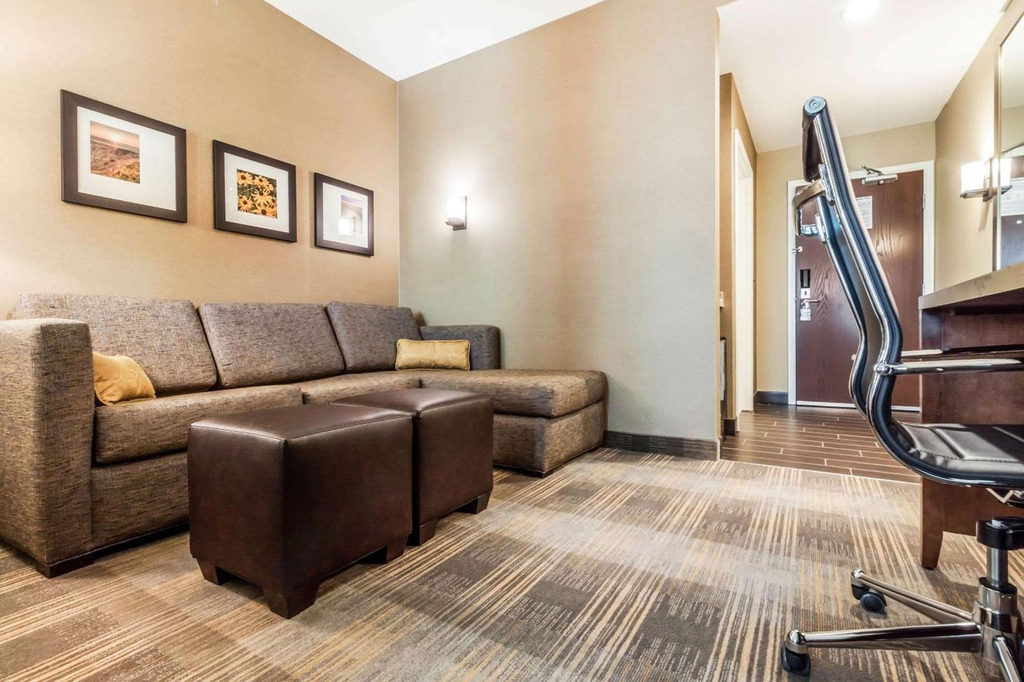 Comfort Suites University Brookings megye Kültér fotó